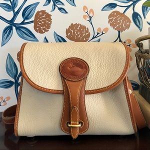 Crossbody / Dooney & Bourke / Vintage Bag